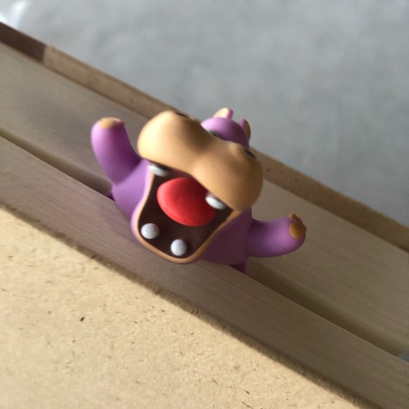 Hippo Ouch! Bookmark ~ Brand New! - Picture 11 of 11